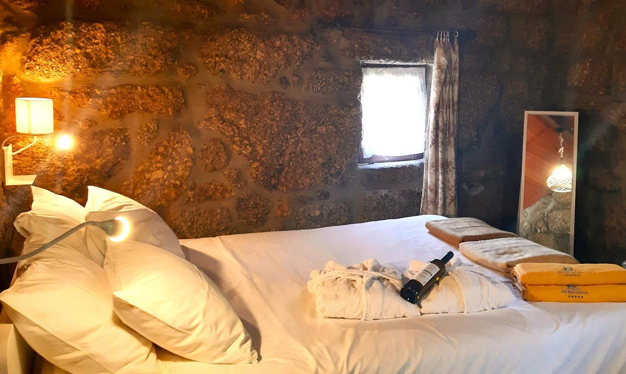 Country house Dream Corner By Waterfalls, 20 Min To Oporto, By Porto With Love Lda