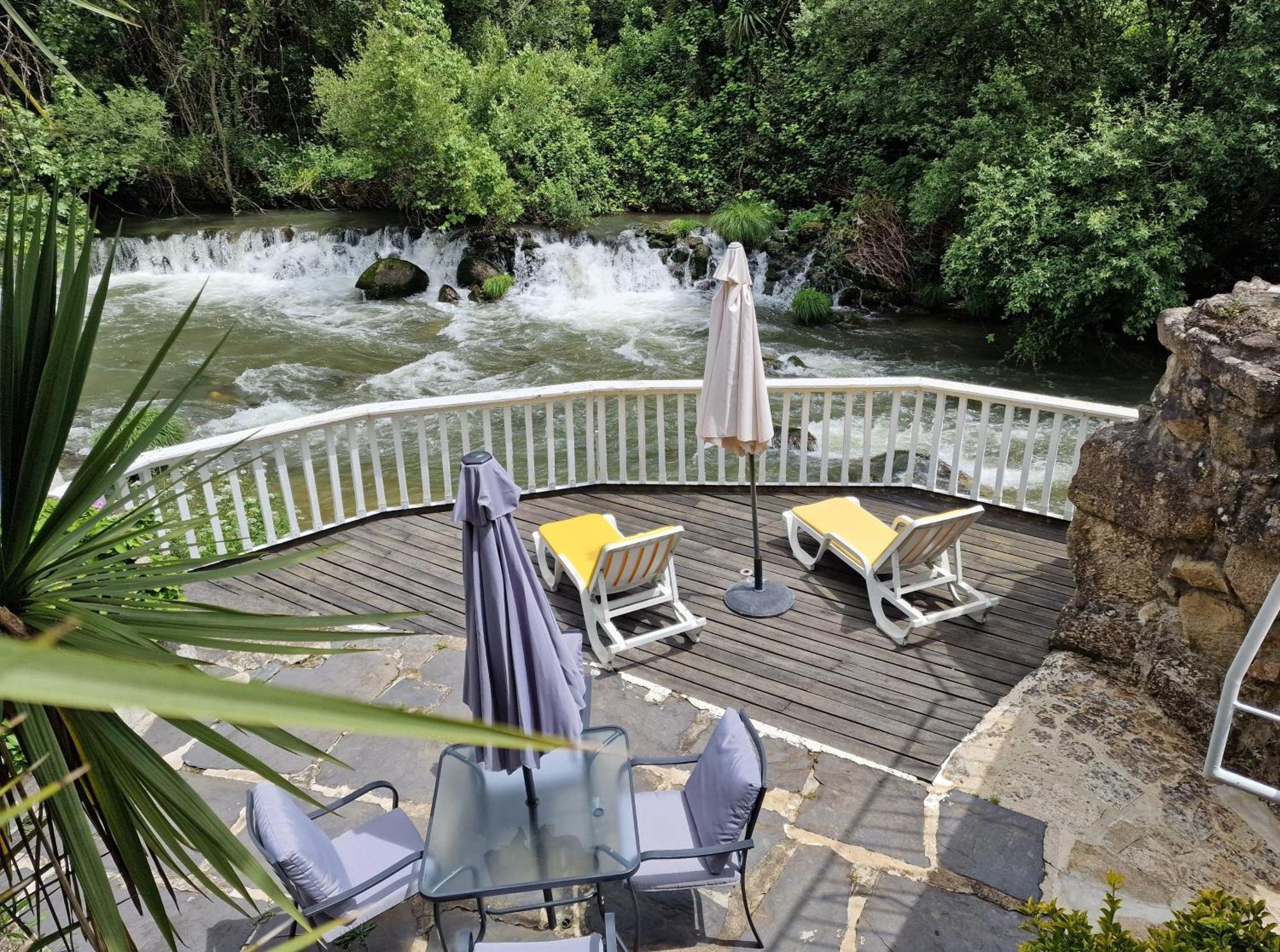 Dream Corner By Waterfalls, 20 Min To Oporto, By Porto With Love Lda Country house